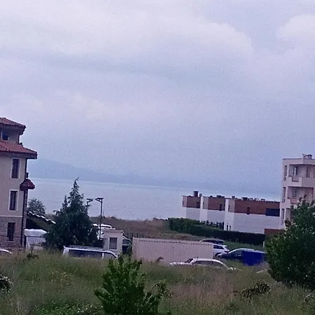 아파트 тита 부르가스