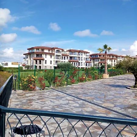 Apartment Апартамент Тита Burgas